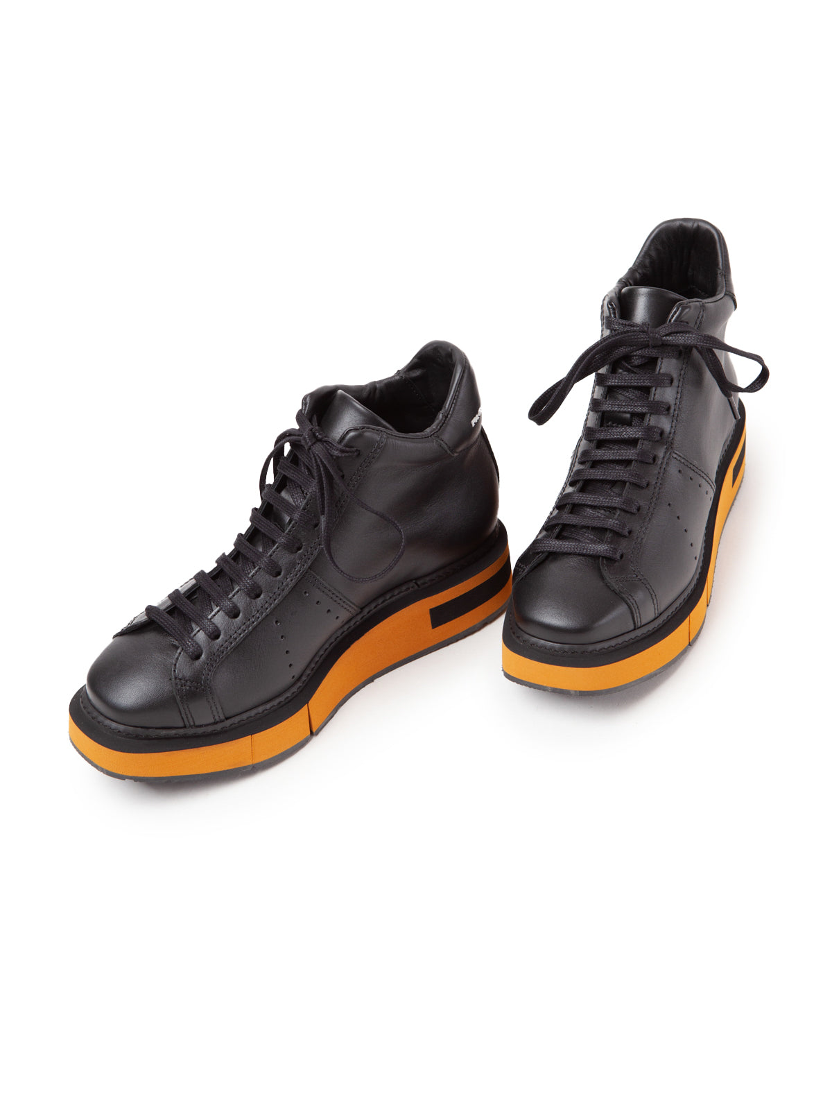 GORA | NAPPASOFT BLACK SOLE ORANGE/BLACK