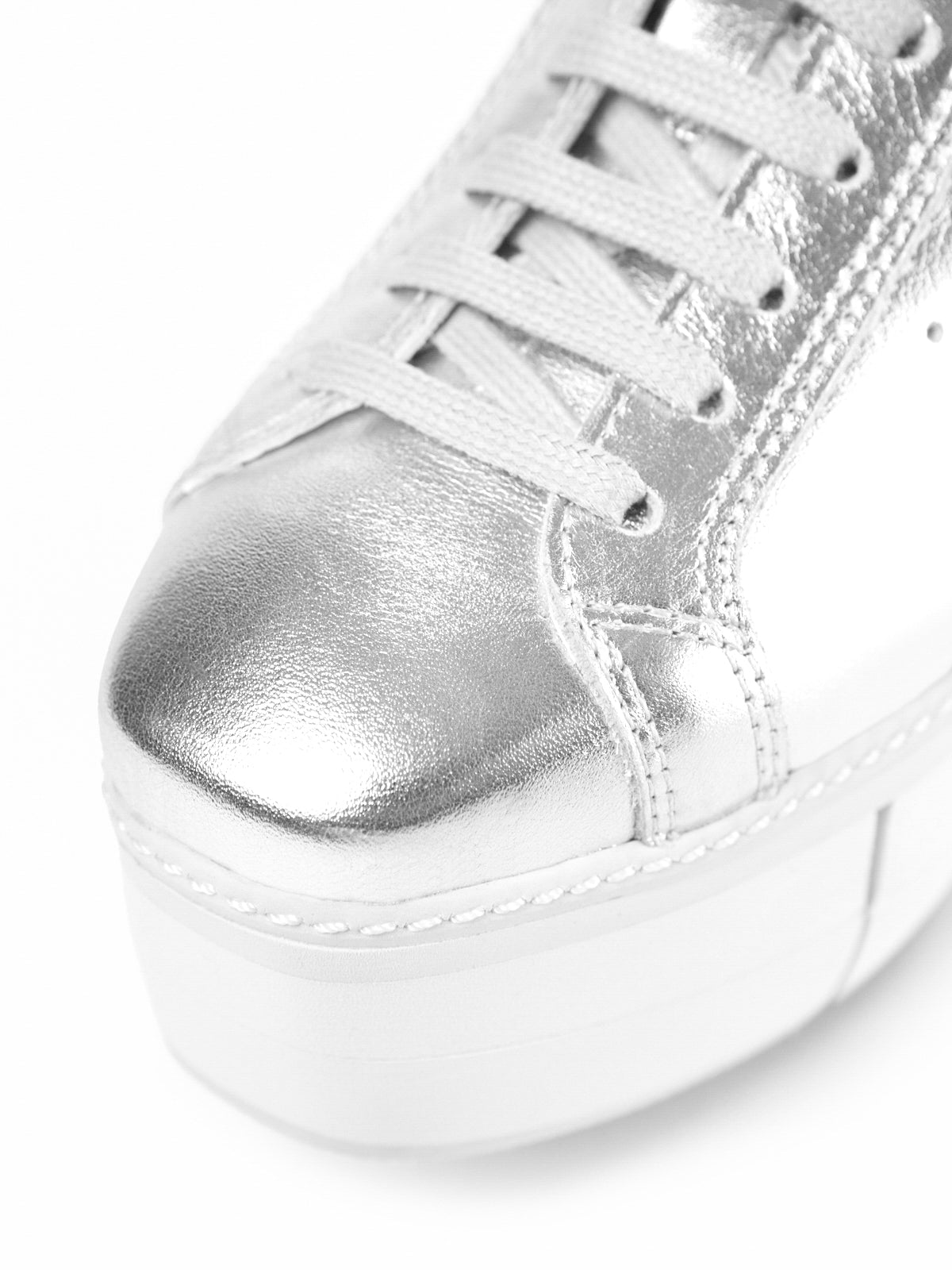 MIRANDE | METALLIC LEATHER SILVER