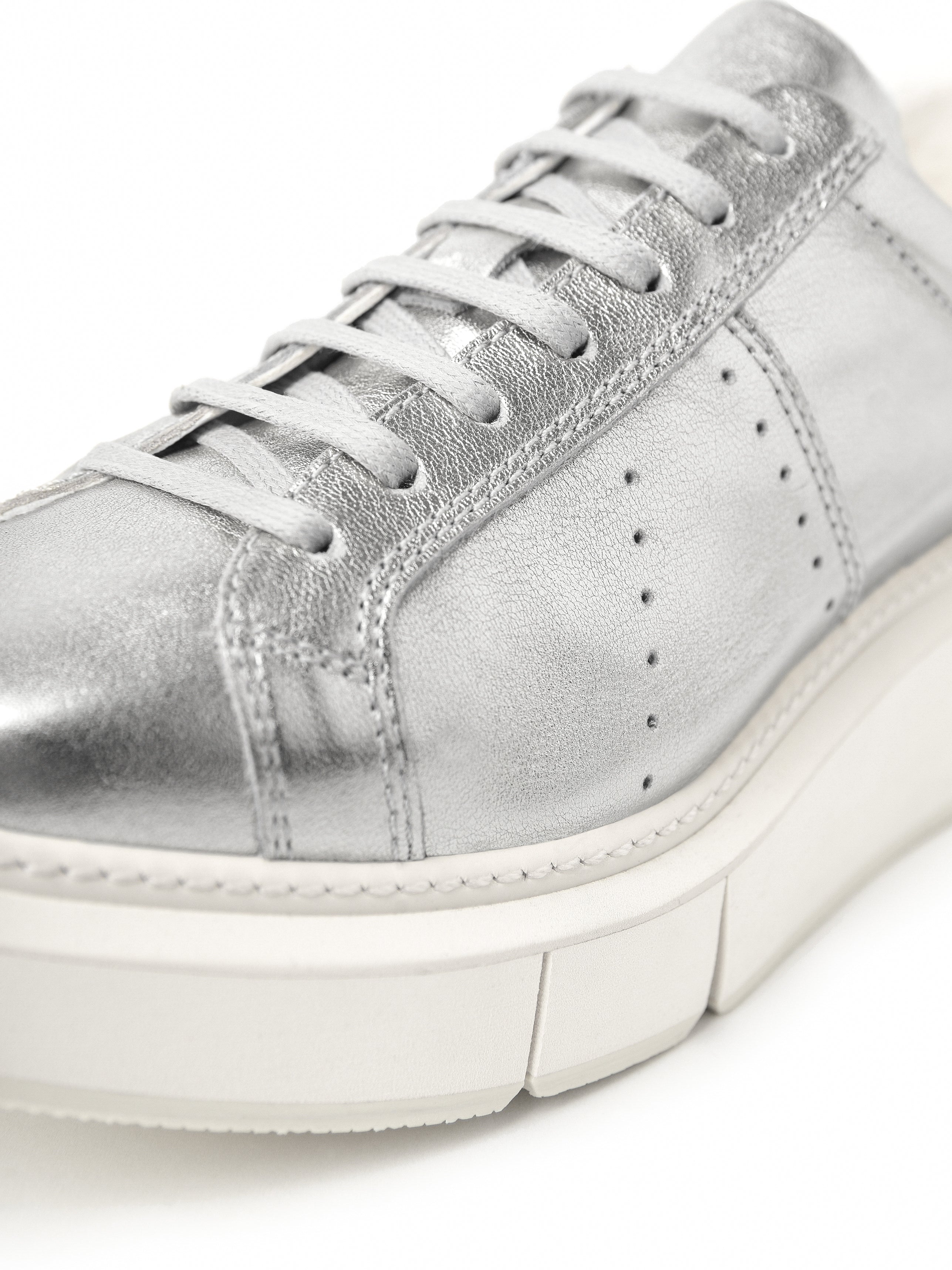 AGEN | METALLIC LEATHER SILVER